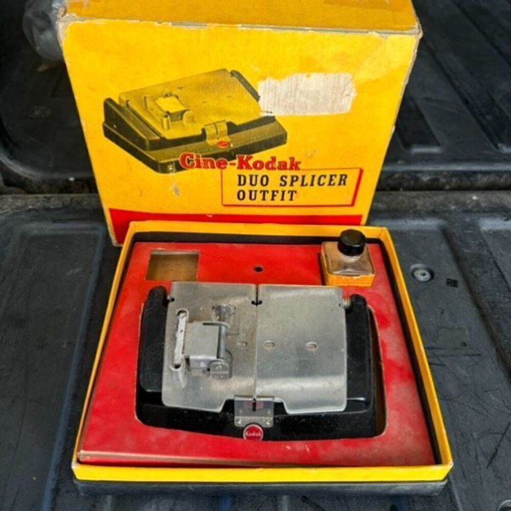 Cine-Kodak Duo Splicer Outfit 8mm And 16mm Film